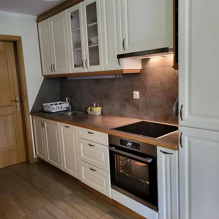 Rogla Apartma Rdeca Kapica *