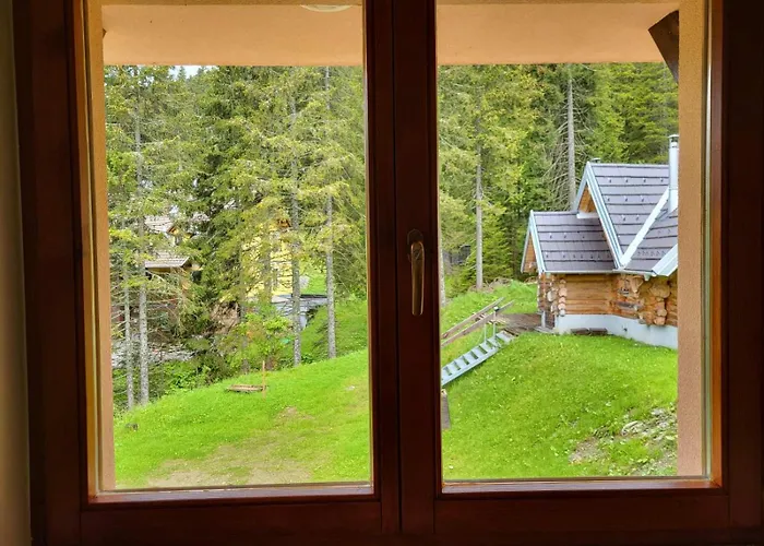 Rogla Apartma Rdeca Kapica Lägenhet *